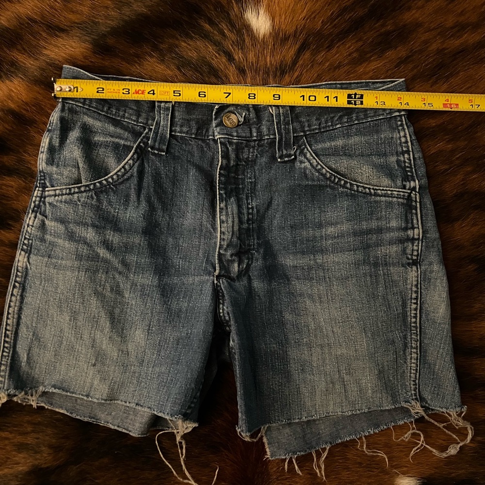 Vintage Lee Jean Cutoff Shorts 28 Inch Waist